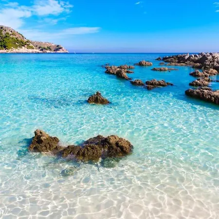 Apartment In Alcudia Near Alcudia Beach アパート アルクディア